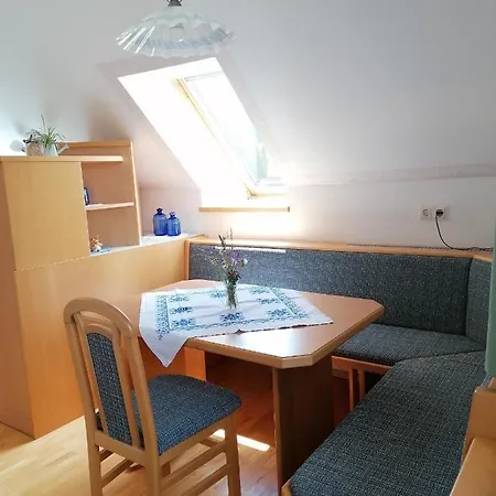 Ursprunghof Apartment *